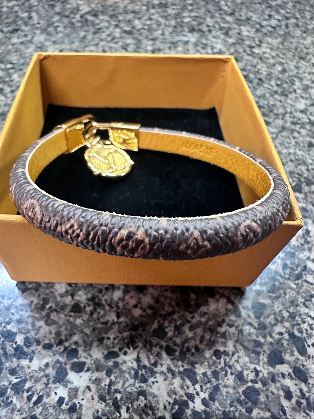 Louis Vuitton Brown Leather Bracelet with Gold LV Charm - Picture 11 of 12